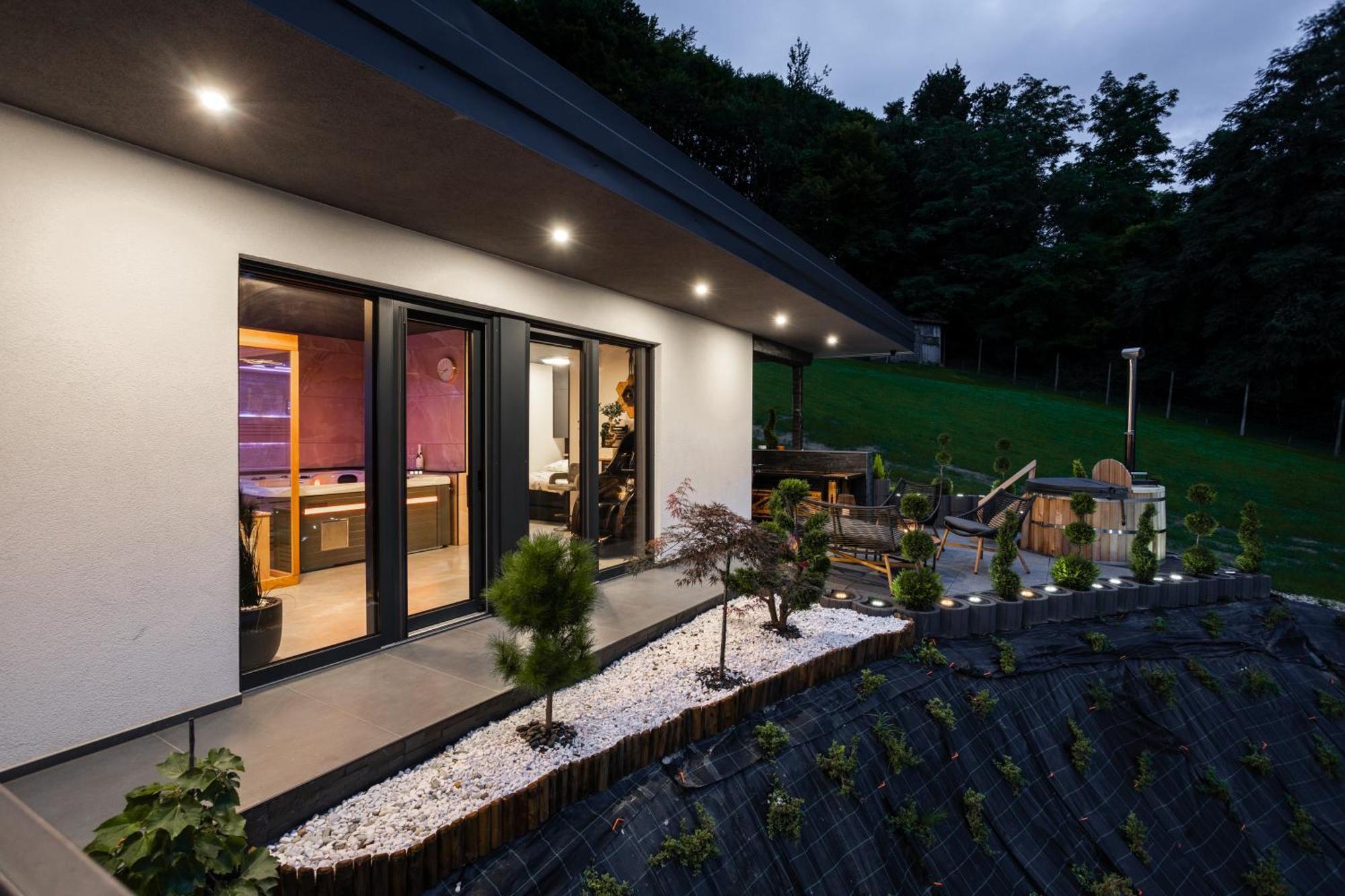 In The Vineyard With Pool, Hottub & Sauna Vila Lendava