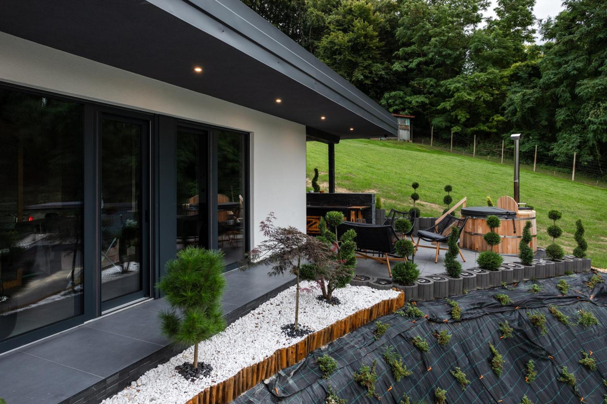Vila In The Vineyard With Pool, Hottub & Sauna Lendava